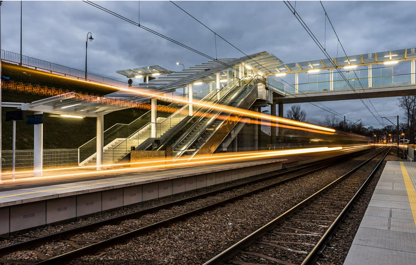 Considerações importantes para a aplicação de tubos de LED em trilhas de transporte