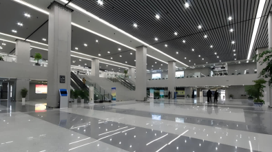 Aplicação de caixas de tubos de LED em soluções leves para veículos ferroviários